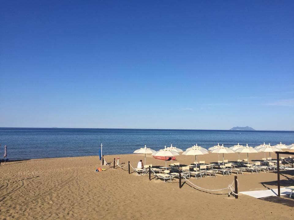 Ganimede Hotel Sperlonga Kültér fotó