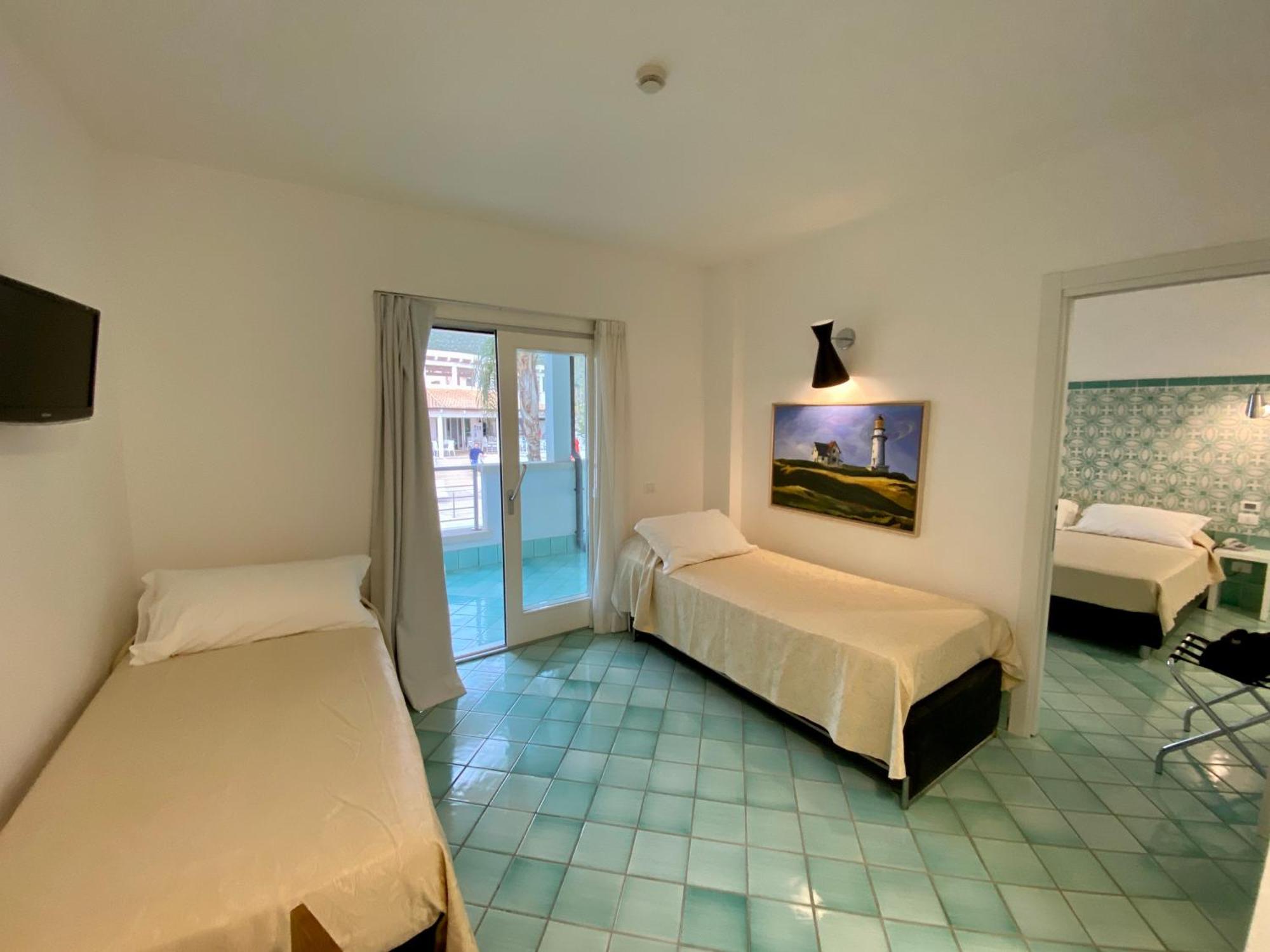 Ganimede Hotel Sperlonga Szoba fotó