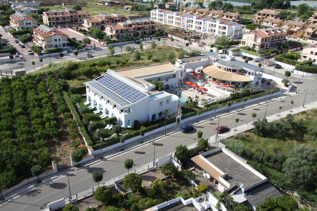 Ganimede Hotel Sperlonga Kültér fotó
